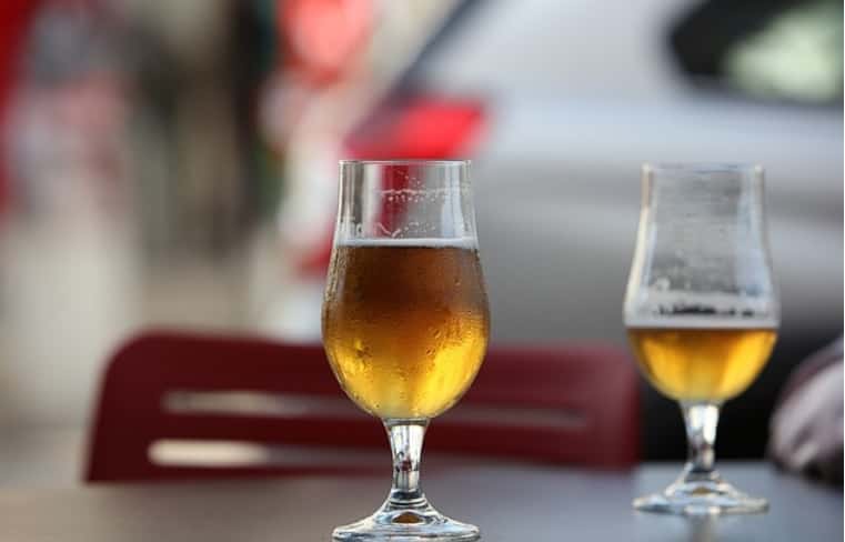 Organize A Happy Hour For Boosting Your Small Business This Year-Min