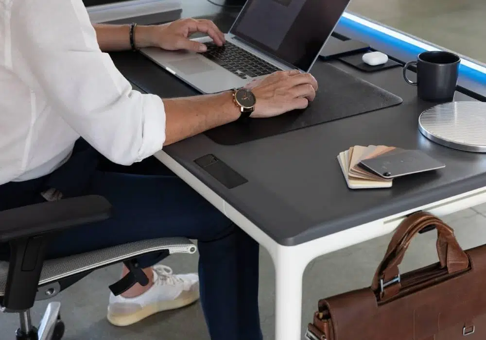 Smart Technology Into Standing Desks 2